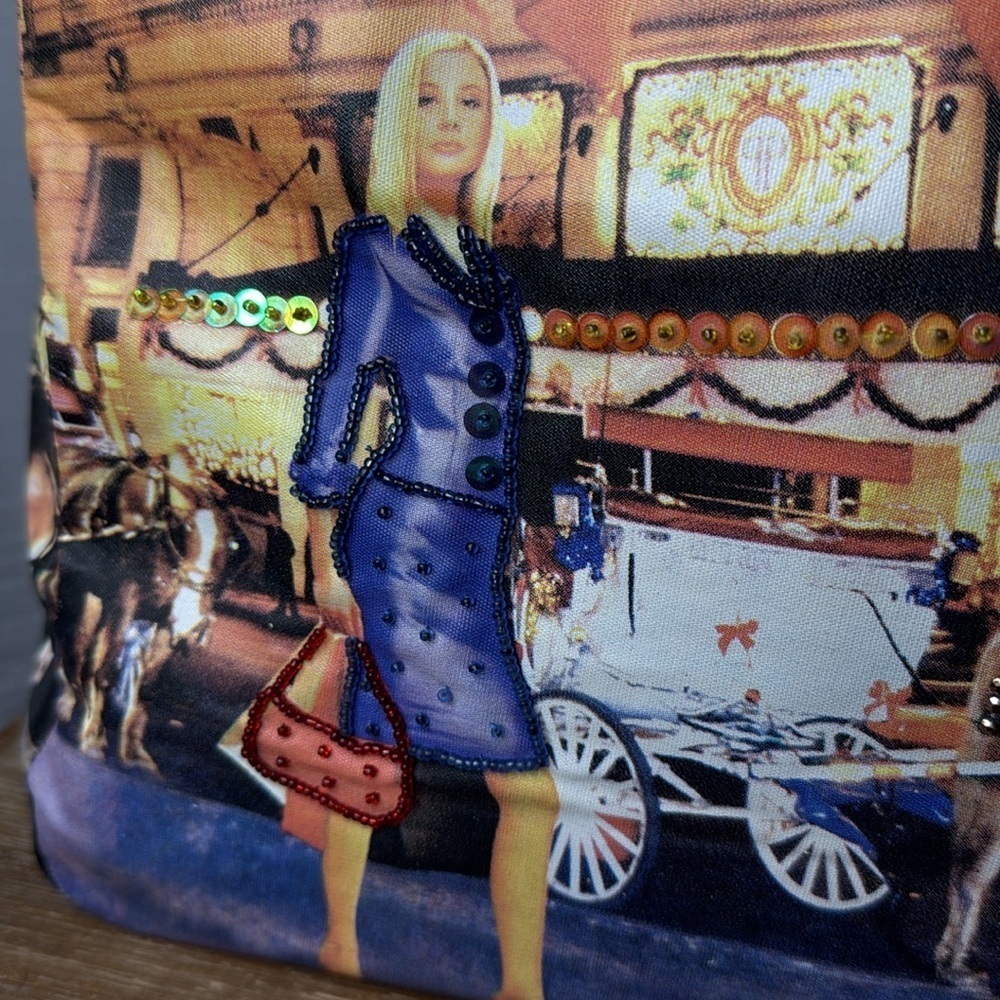 Bueno Lady with Horse & Carriage Embellished Large Shoulder Bag - Picture 2 of 14